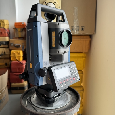 Used Sokkia total station IM101 45mm Aperture Total Station 5.3kg Liquid 2-axis Tilt Senser for Civil Engineering Projects