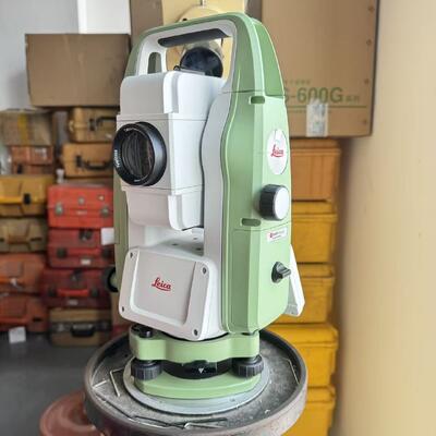 Leica TS03 Total Station with 1G Mass Data Storage, ±3 Arc Minutes Accuracy, and IP66 Dust and Water Resistance