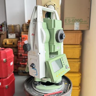 Used Leica TS09 Total Station with IP66 Dust and Water Resistance, 0.6s Coarse Measurement, and 1 Minimum Readout Precision Surveying Instrument