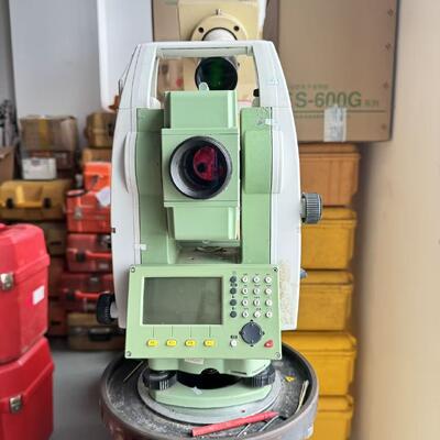 Used Leica TS09 Total Station with 1000m Non Prism Distance IP66 Dust and Water Resistance and Real-time Operating System